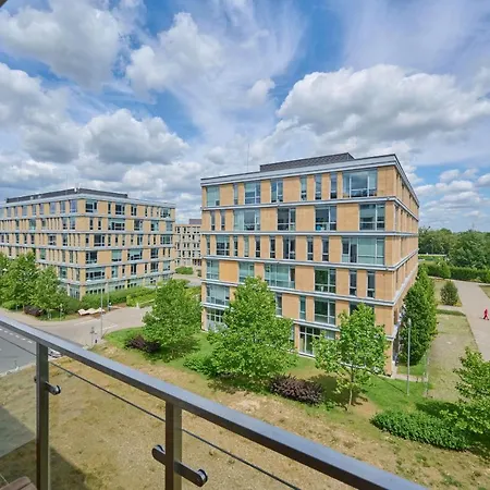 Lwowska By The Malta With Parking By Renters Prestige Lägenhet