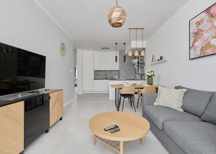 Lwowska By The Malta With Parking By Renters Prestige * 포즈난